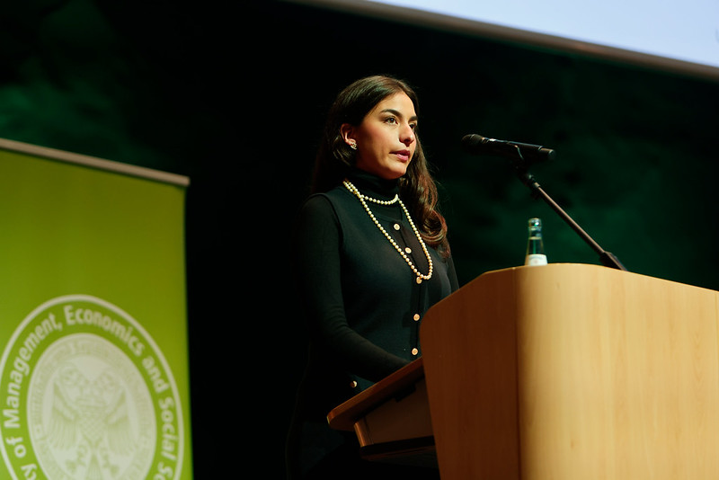 Ana Luisa Ibarra Portillo, 1. Vorsitzende des Fakultätsrats