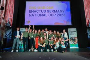 Enactus Germany National Cup 2023 Gewinner auf der Bühne