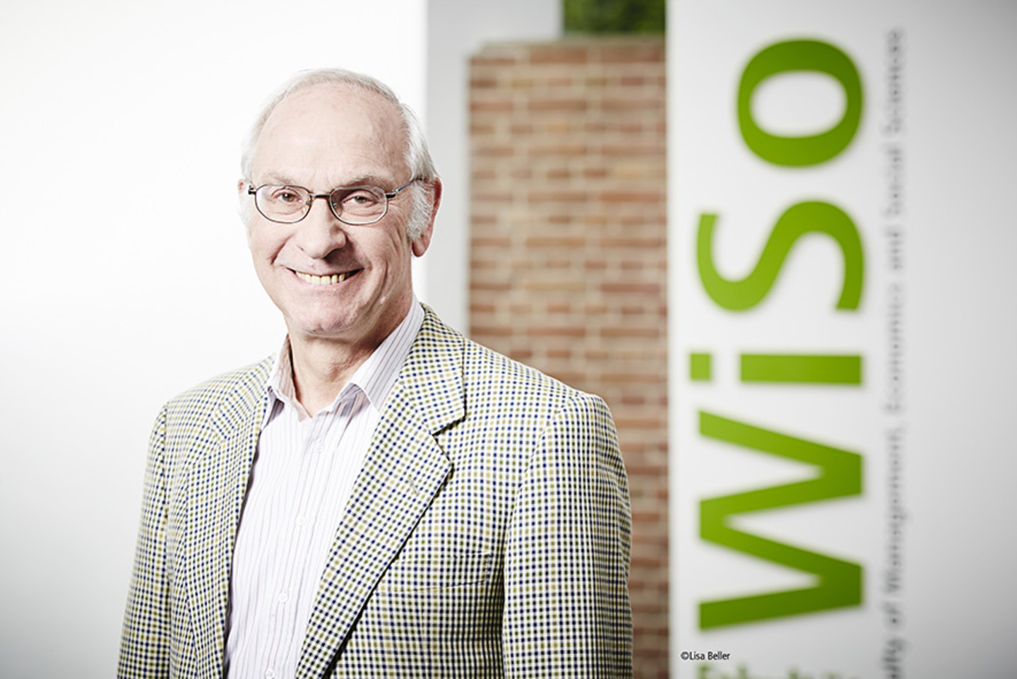 Portrait Prof. em. Dr. Wolfgang Wessels